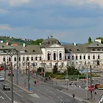 Aparthotel Charming & Cozy Ambiente 3*