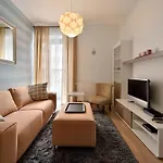 Charming & Cozy Ambiente Aparthotel 3*