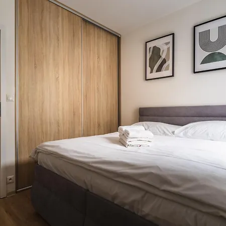 Charming & Cozy Ambiente Aparthotel Bratislava