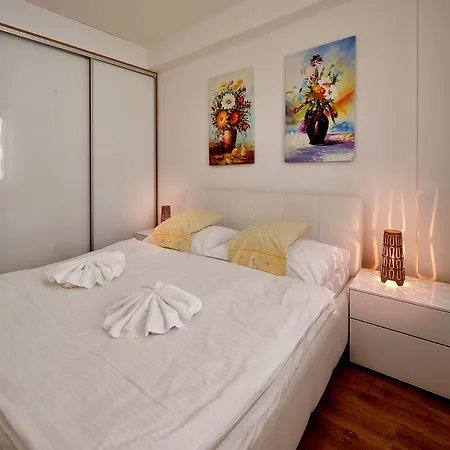 Charming & Cozy Ambiente Aparthotel Bratislava