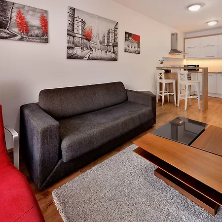 Charming & Cozy Ambiente Aparthotel Bratislava