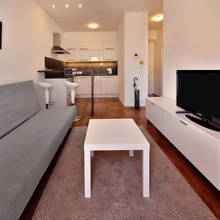 Aparthotel Charming & Cozy Ambiente
