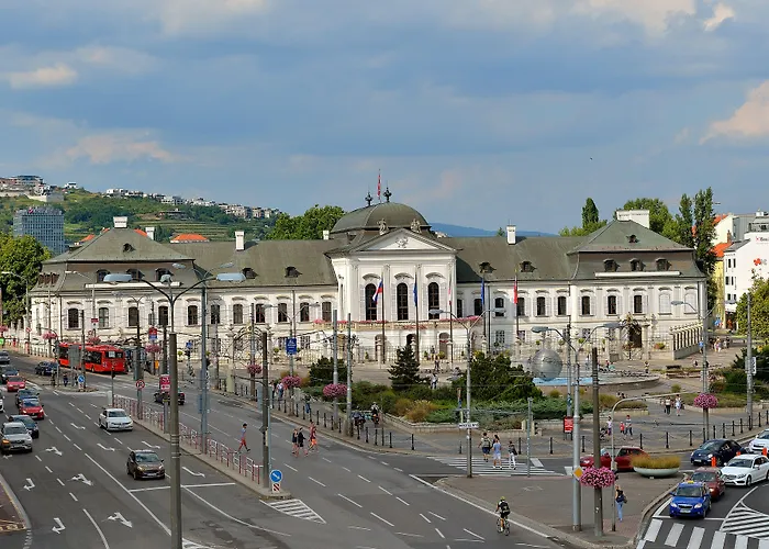 Aparthotel Charming & Cozy Ambiente 3*