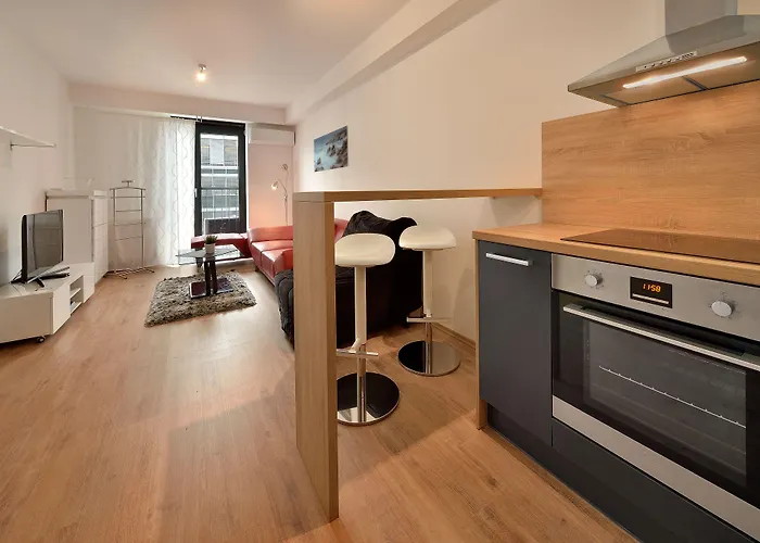 Charming & Cozy Ambiente Μπρατισλάβα