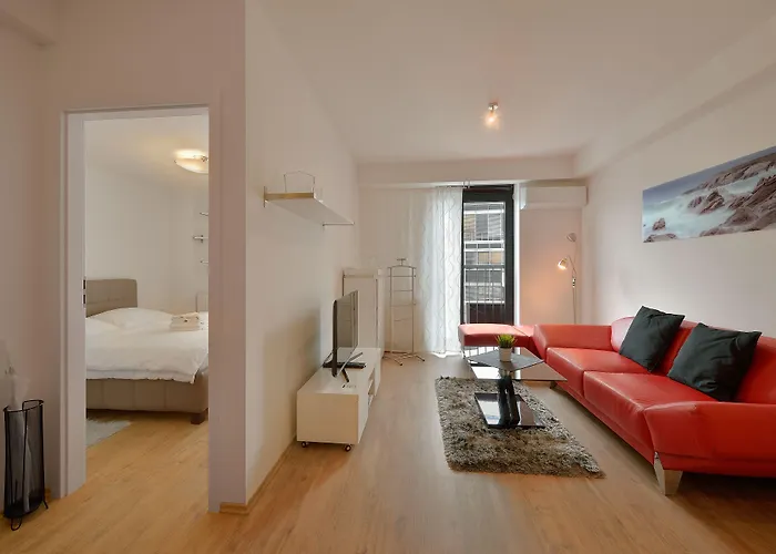 Aparthotel Charming & Cozy Ambiente 3*